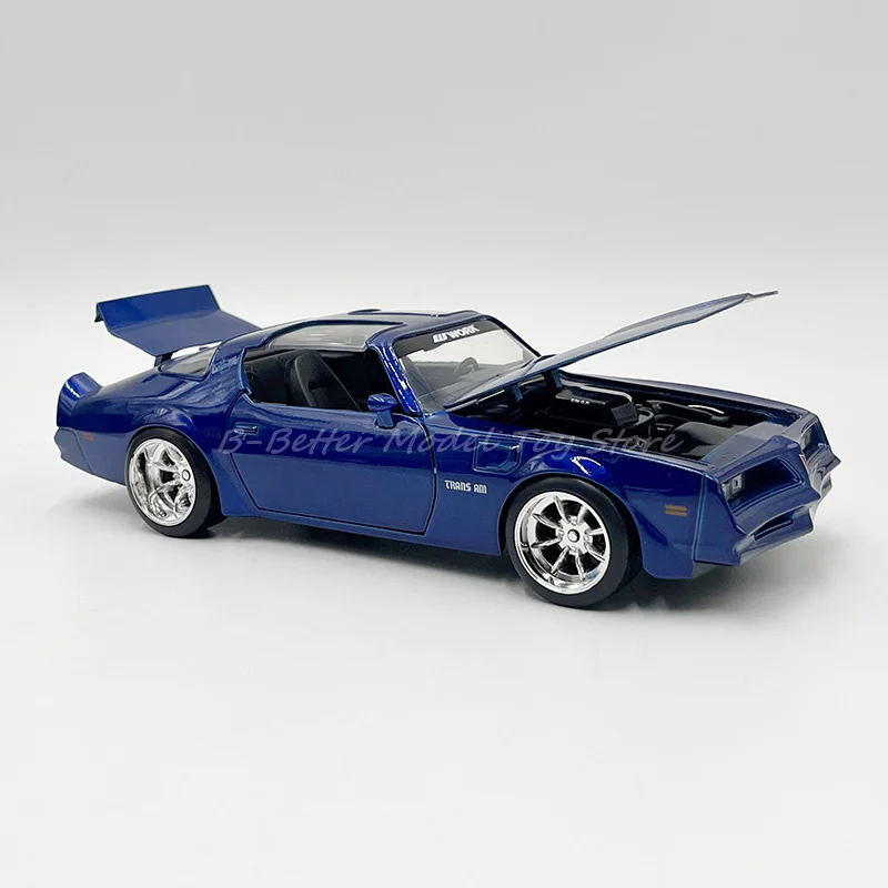 1:24 Diecast Metal Car Model Toy 1977 Pontiac Firebird Miniature Replica For Collection