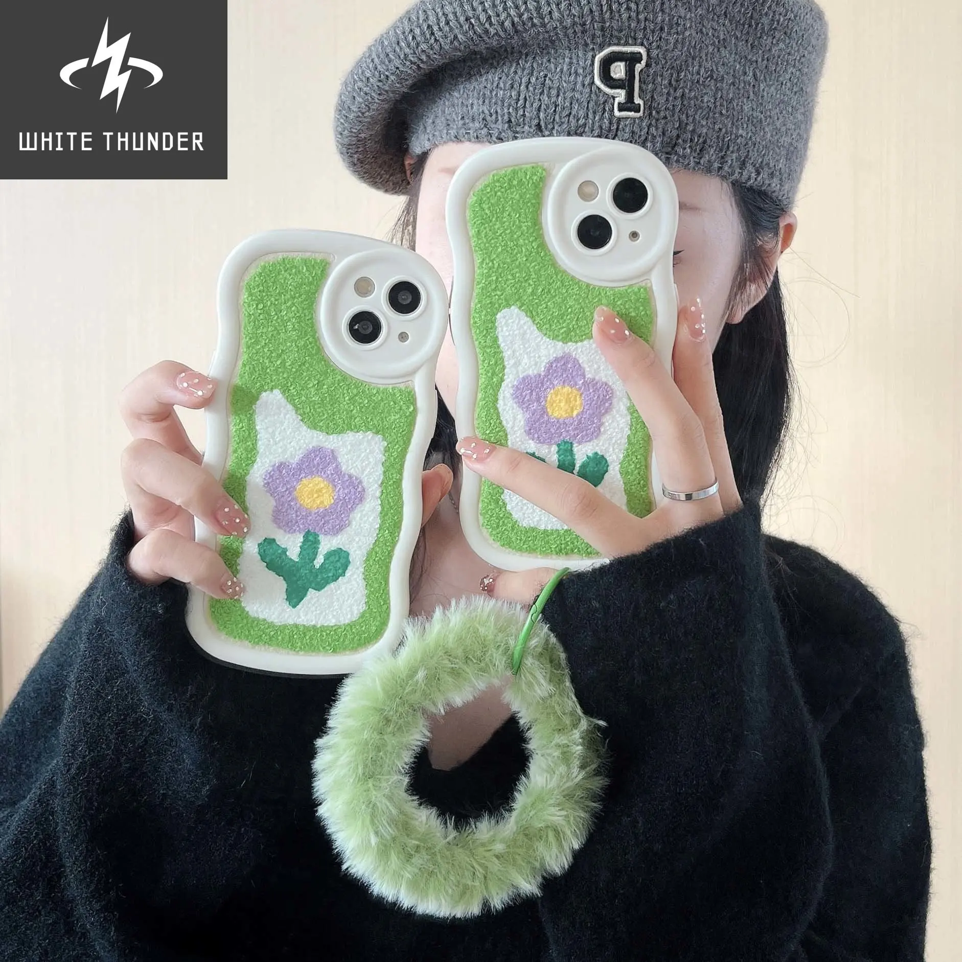 Relif 3D tulips round bracelet cute flower phone case for iphone 14promax 14 pro max plus 13 11 12 promax ins leather cover