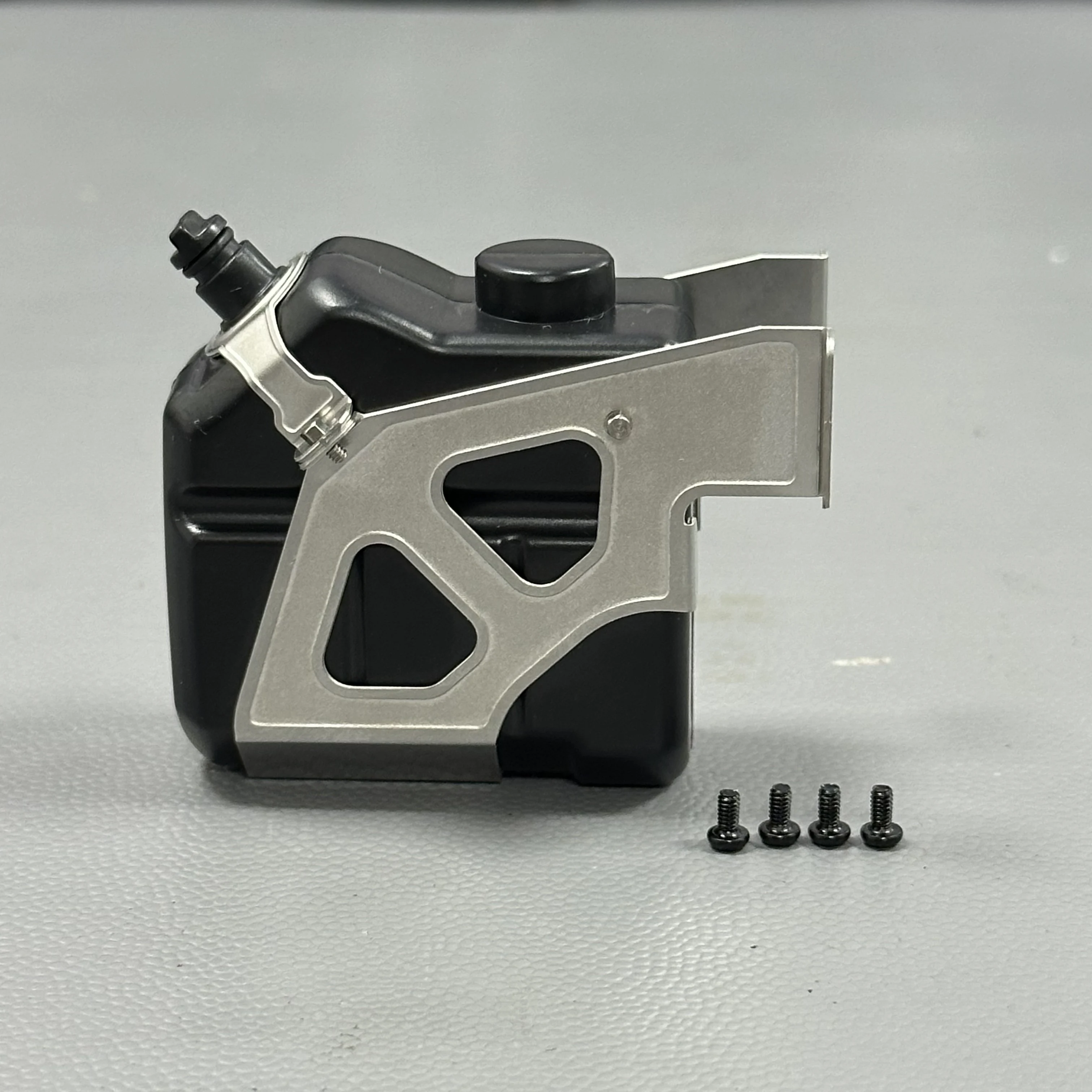 Simulação de ureia tanque caminhão lama cabeça engenharia veículo diy acessórios para 1/14 benz peças modificação dedicada