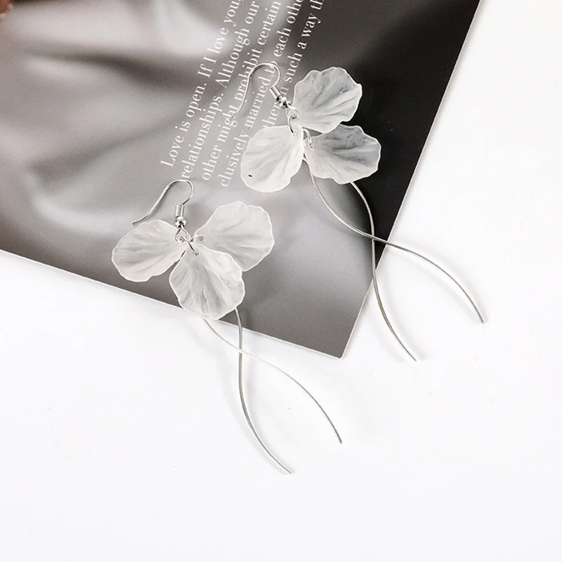 Women Everlasting Petals Earrings Female Hypo-allergenic Lightweight Ornaments for Birthday Stage Party Show Balls