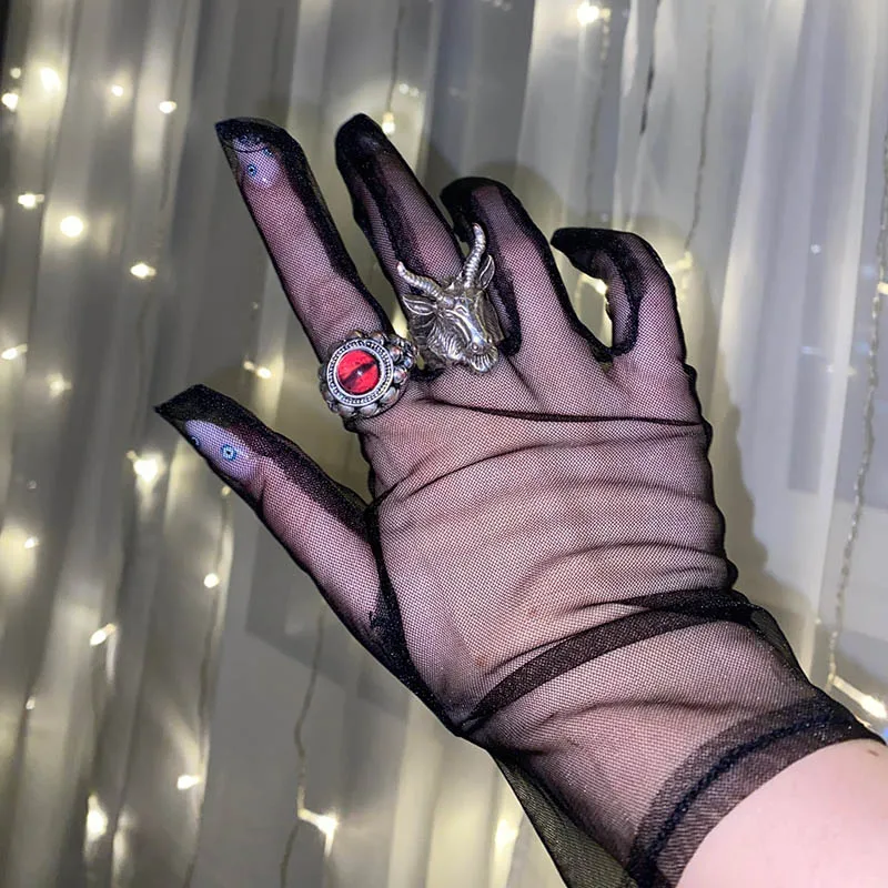 Frauen Sommer Sexy Schwarz Spitze Handschuhe Mesh Hohl Atmungsaktive Sonnencreme Kurzen Absatz Weibliche Hohe Elastizität Transparente Handschuhe