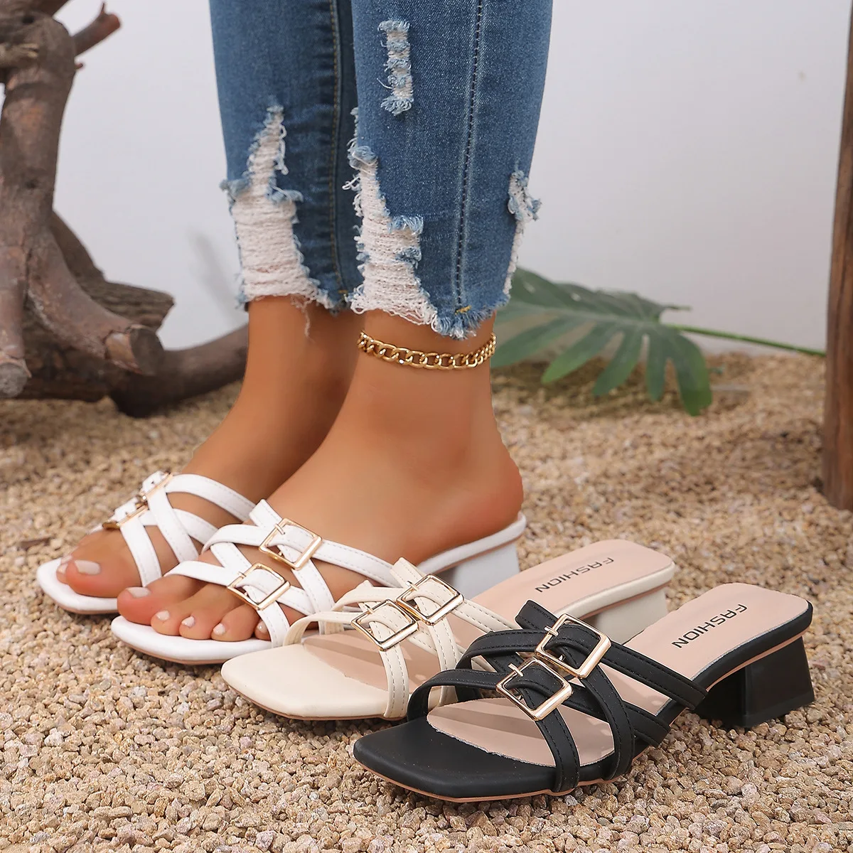 

2026 Spring and Summer Fashion New Style Square Head Cool Slippers for Women with One Belt High Heels and Open Toe Slippers