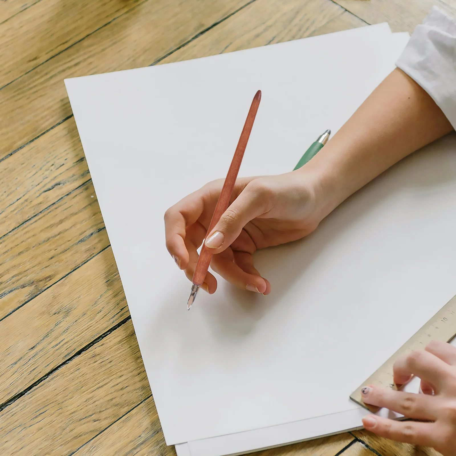 

5Pcs Wooden Dip Pen Steel Nib Vintage Style Artistic Calligraphy Drawing Set for Beginners Home School Writing Painting