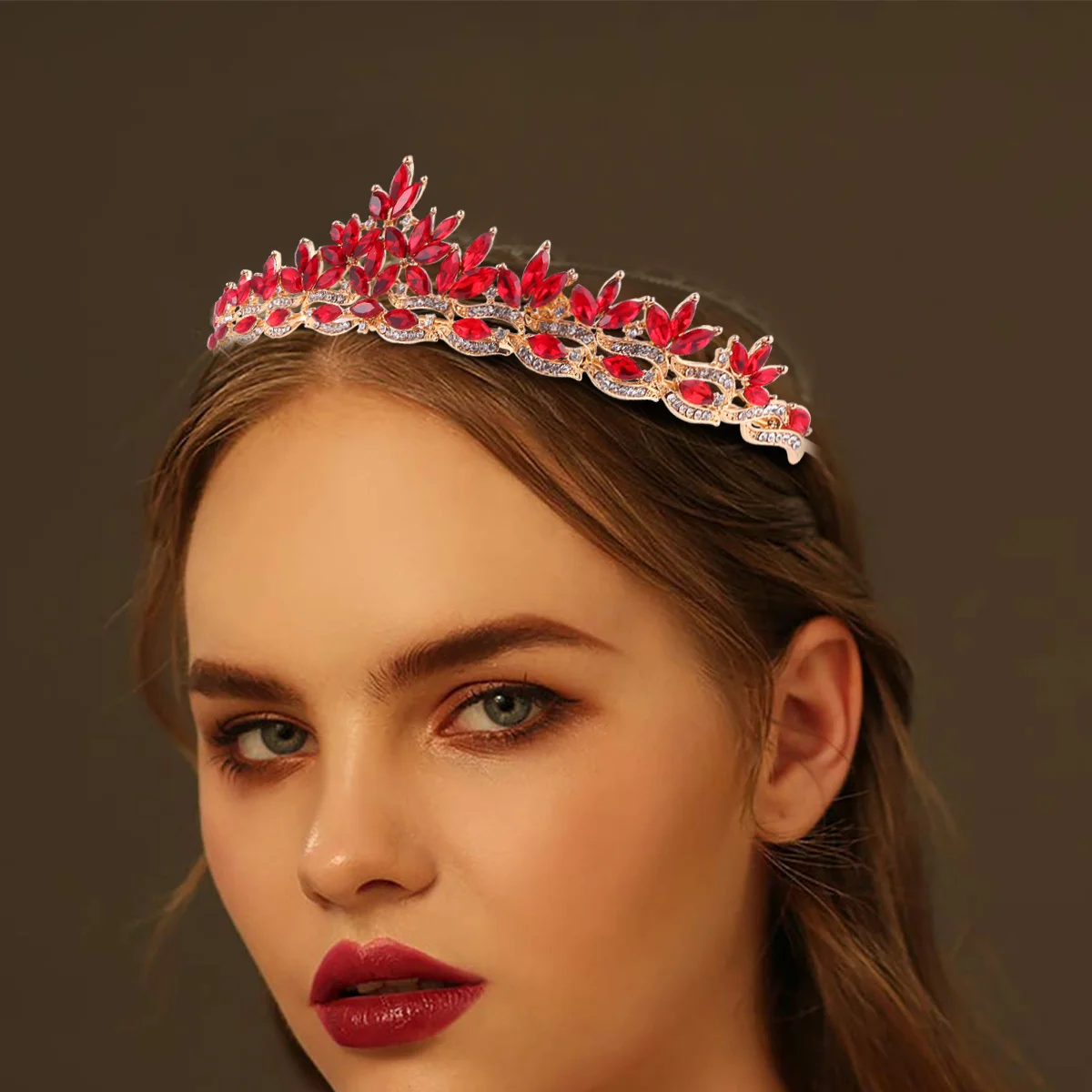 

Wedding Rhinestones Crown Headdress Bridal Hairpiece Stylish Hair Accessory for Engagement Party Photography Props