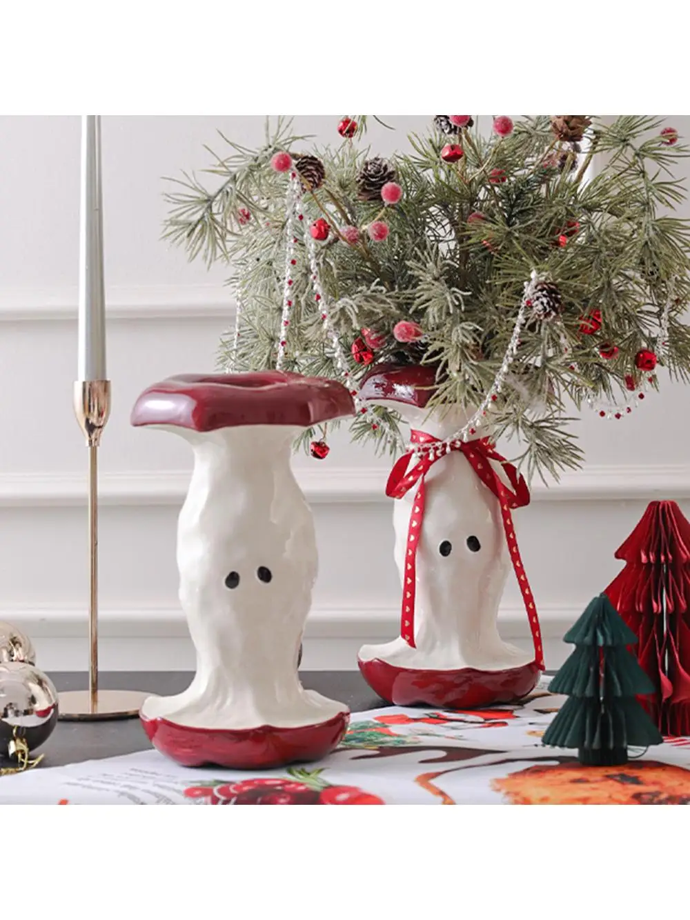 vase-a-fleurs-retro-rouge-cerc-ornement-decoratif-cisas-arrangement-de-fleurs-hydroponiques-d'age-moyen-decoration-de-la-maison