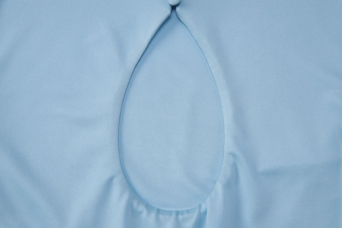 Hugcitar Modisches, einfarbiges, kurzärmliges, mit Knöpfen und Aussparungen verziertes, sexy Crop-Tanktop für den Sommer – Damen-Outfit für Streetwear, Party, Club, Y2K – Detail 7