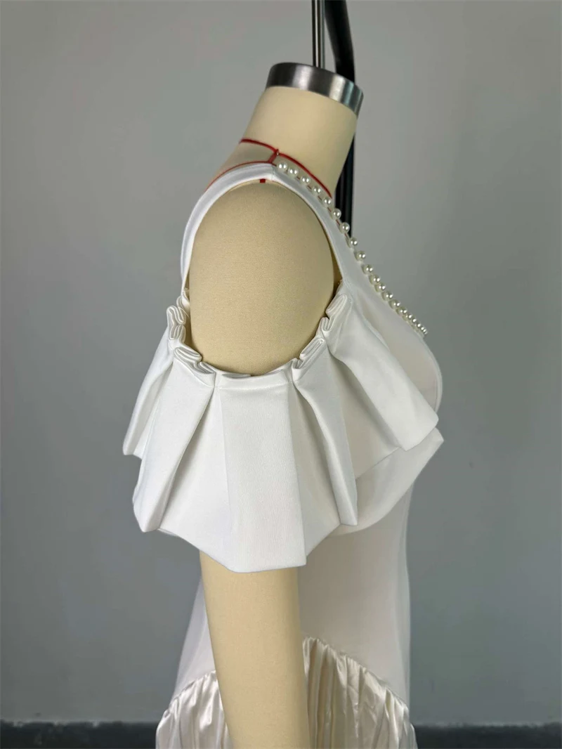 Elegancka Biała Sukienka Maxi w Stylu Patchwork z Marszczeniami, Rozkloszowana, Damska Sukienka na Bal, Imprezę Klubową, Krótkie Falbanki na Rękawach, Perły i Diamenty, Długa Sukienka Vestido