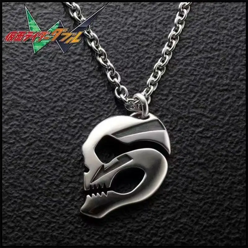 

Kamen Rider Череп Цепочка Подвеска Модное Мужское и Женское Кольцо Носить Аниме Аксессуары