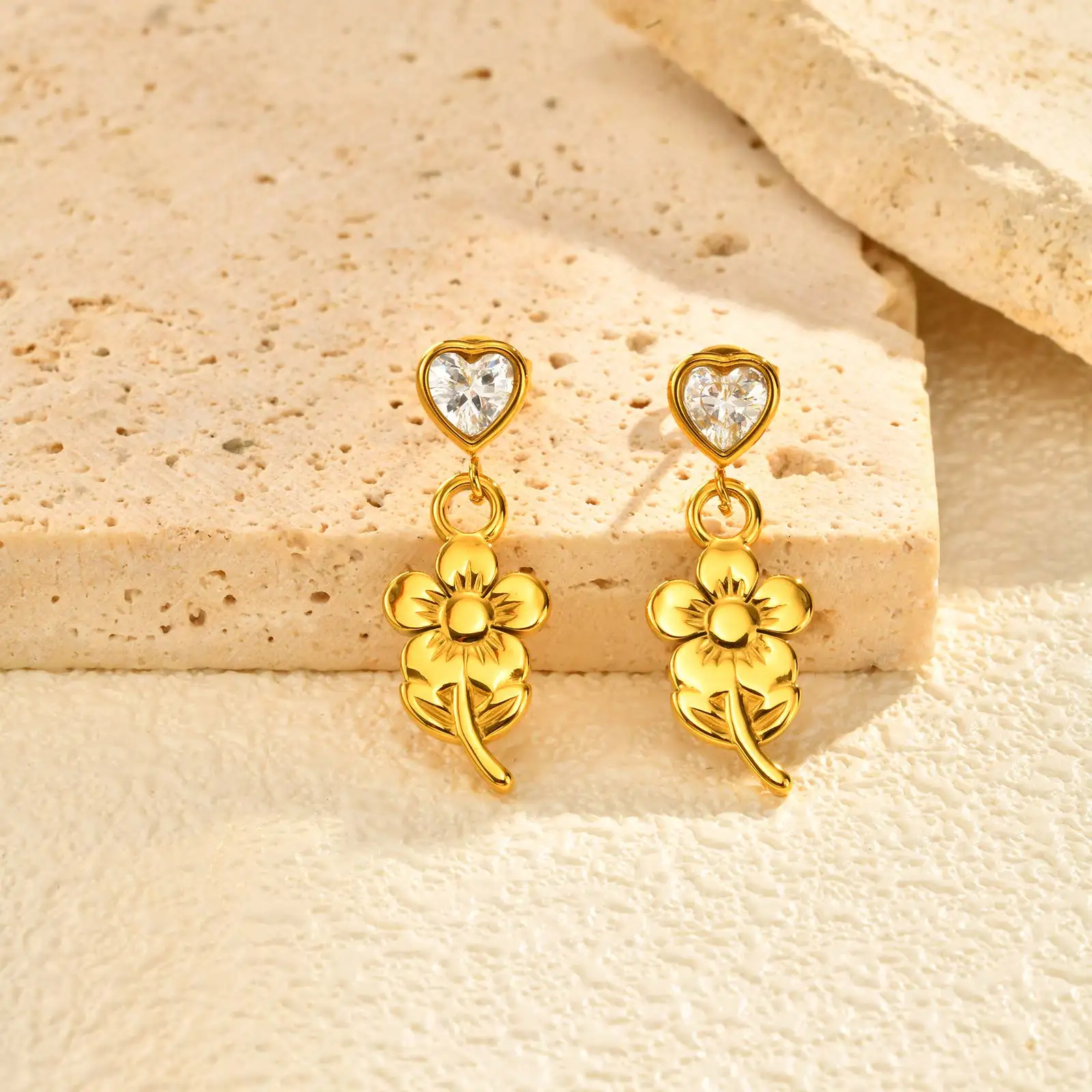 Chic Heart Zircon F… - image