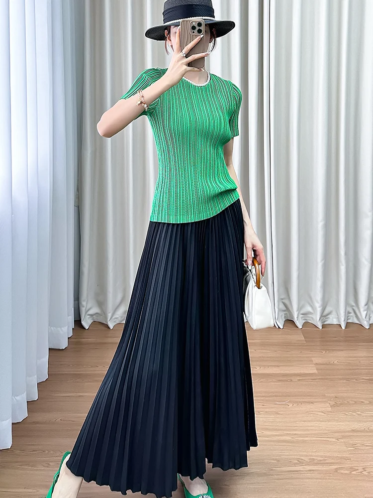 

Простой повседневный комплект из топа и широких плиссированных брюк для женщин, летний, из полиэстера, с круглым вырезом, размер L