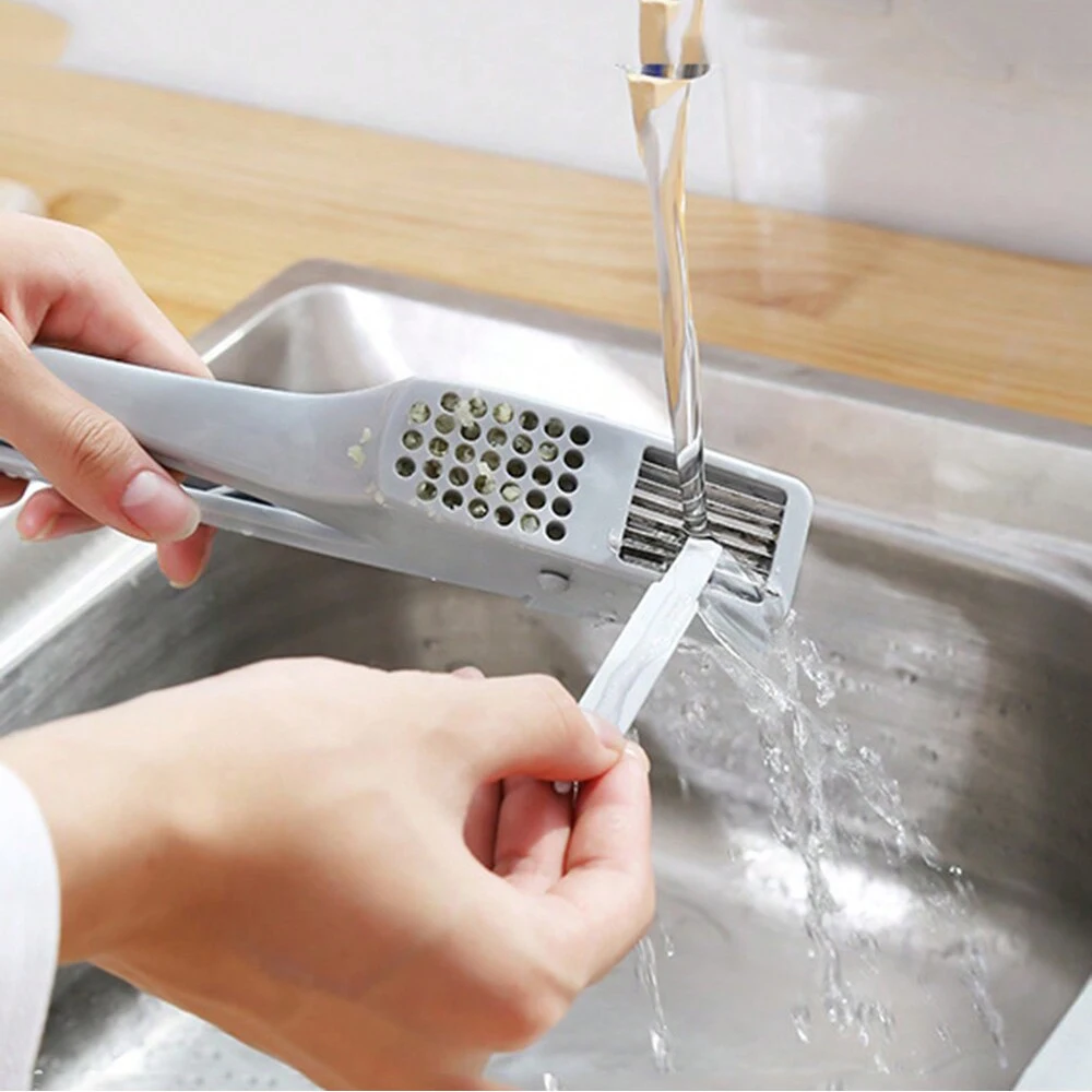1pc-2-in-1 Plastic Garlic Press and Slicer, Manual Garlic Mincer and Crusher Kitchen Gadget Tool, No Electricity Required