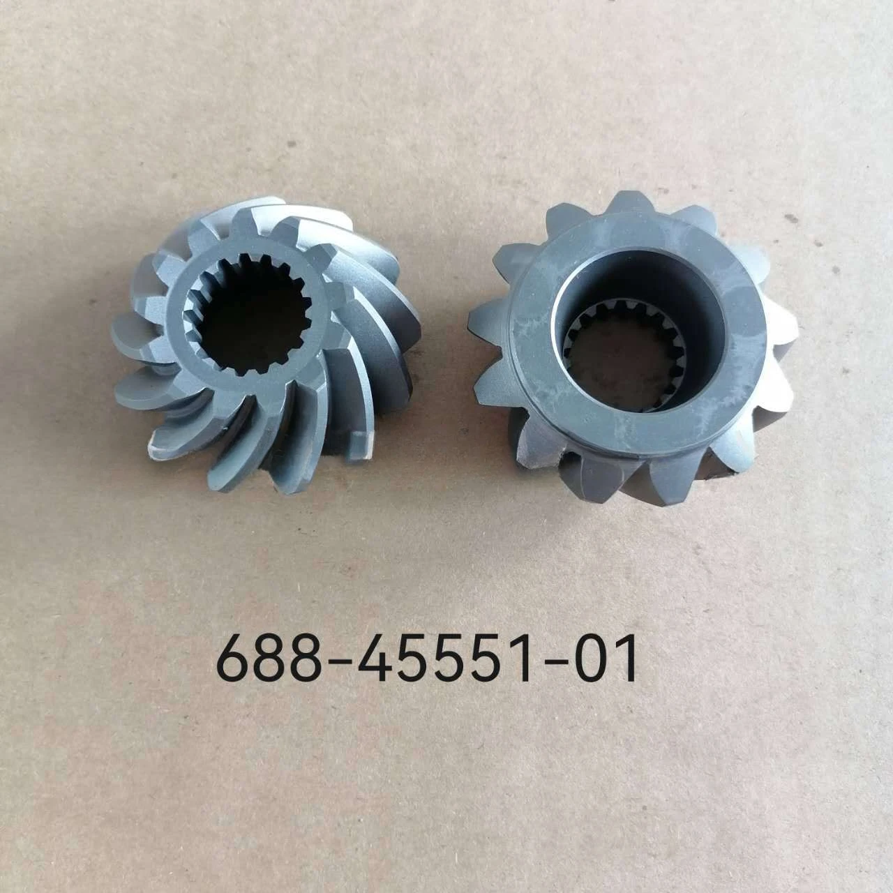 Pinion Gear 688-45551-00 Reverse 688-45571-00 Forward 688-45560-00 for Yamaha 2-stroke 85 HP Outboard Reduction Gearbox Gear