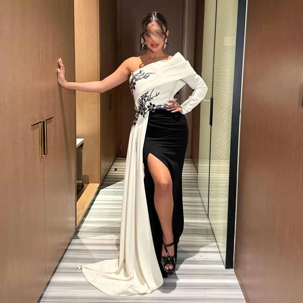 

Contrast Color Women's Evening Dresses Satin Sheath/Column Party Dress Black and White One-shoulder Beads Draped Prom Dress Long