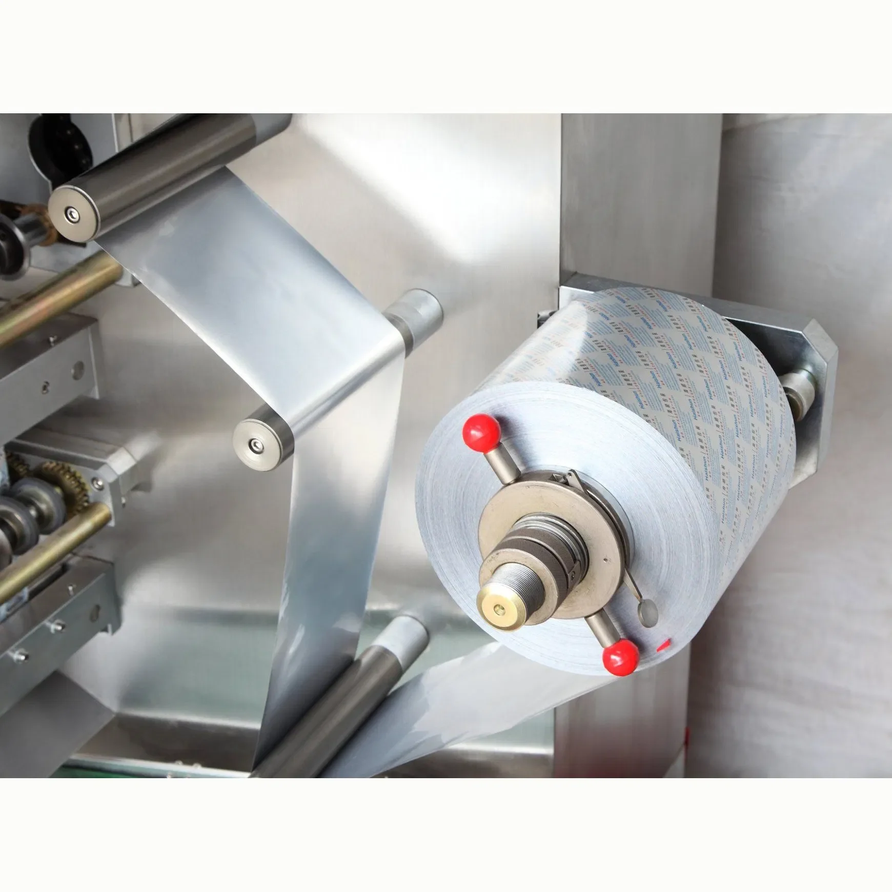 

Полностью автоматическая машина для упаковки таблеток в блистеры из мягкого алюминия