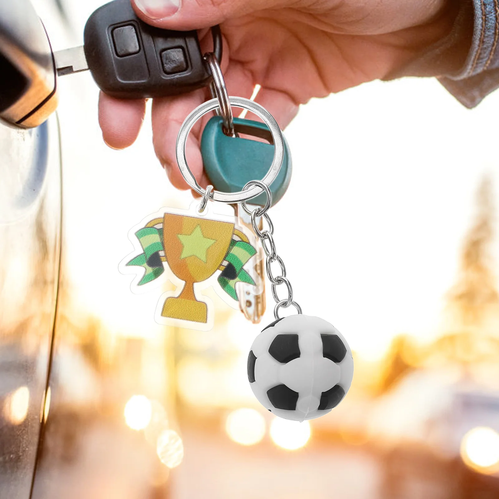 Football Key Ring Soccer Keychanin Souvenirs Keychain for Backpack Metal Pendent Sports Keychains Hanging