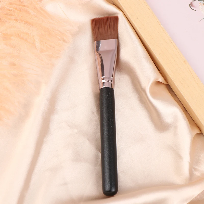 1Pc Black Makeup Brushes Flat Top Foundation Brush Wooden Handle Flawless Face Brush Brush Contour Brush for Cream Powder BB Cre