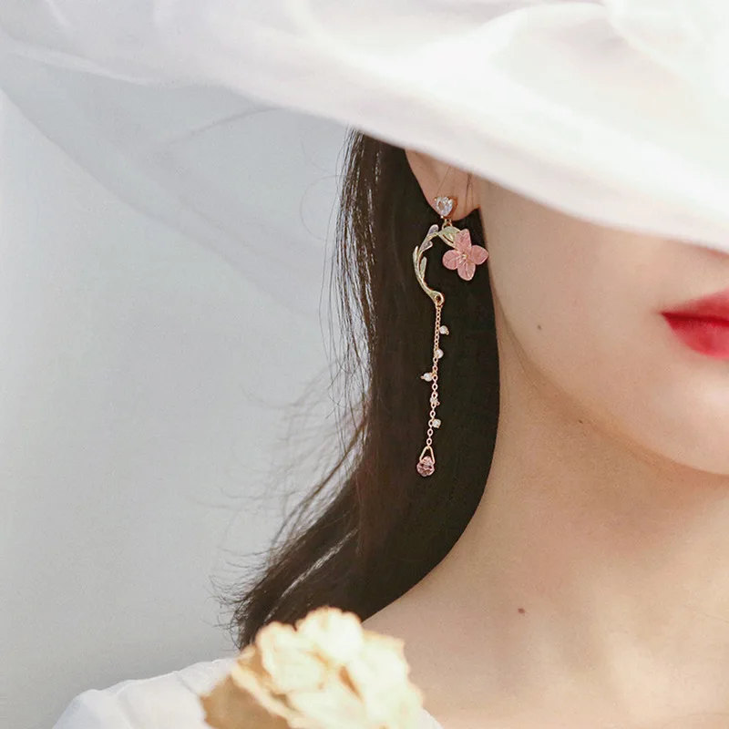 Delicate Asymmetric Flower Tassel Earrings for Women Sweet Cute Aniaml Cat Rose Drop Earring Girls Party Wedding Jewelry Gift