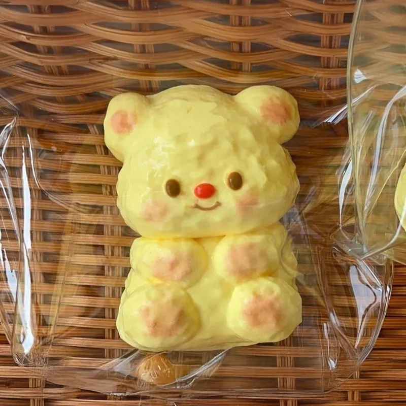 Giocattolo Squishy a Forma di Orso per Adolescenti Antistress Portatile Simpatico Fidget Sensoriale Scrivania da Ufficio Spremere Regalo per Natale Halloween