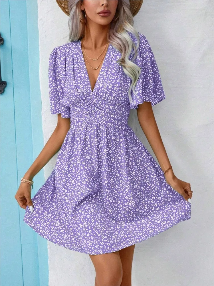 

2025 Women's Summer New Sexy V-neck Fashionable Printed High Waisted Floral Casual Mid Sleeve Short Pleated Dress