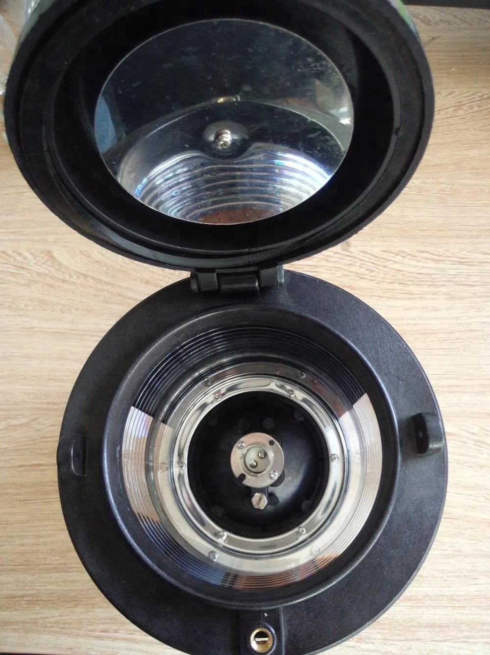 CXH3-21P 225 องศา Marine Masthead นําทางสัญญาณไฟ LED สําหรับขาย