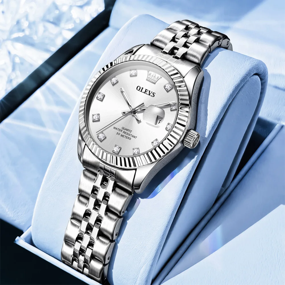 silver white