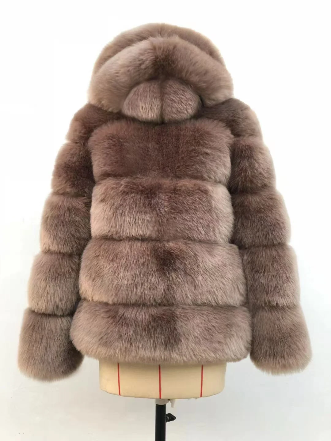 

2024 New Women's Fur Fashion Street Coat, Imitation Fox Fur Jacket, Fox Short Costume Women's Jacket Jacket