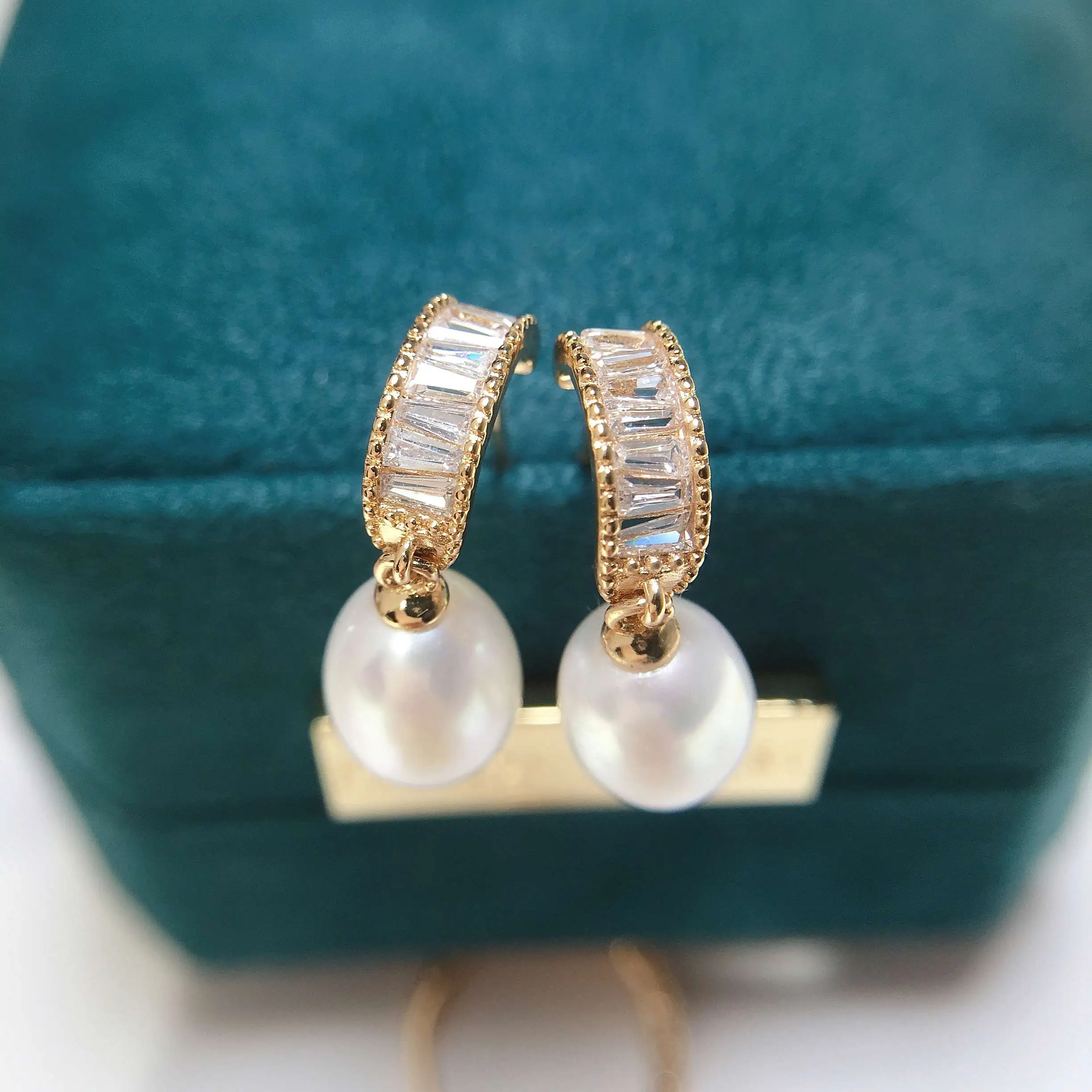 ZHBORUINI 2022 New Zircon Drop Earring 100% Real Natural Freshwater Pearl 18k Gold Gilled Pearl Earrings For Women Party Jewelry — zdjęcie 4