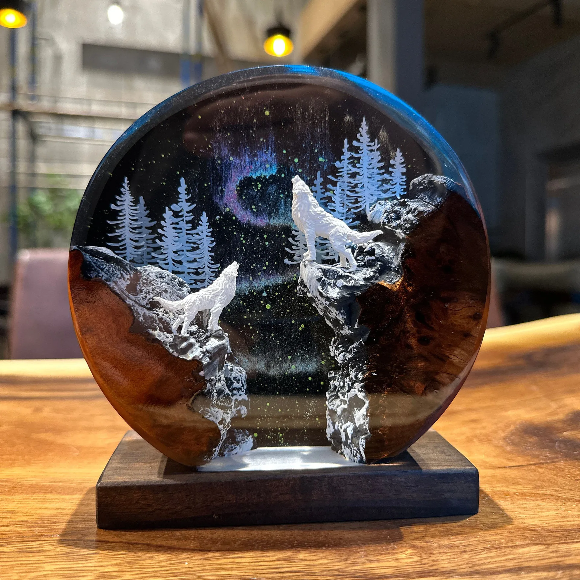 NEW Northern Lights Series Winter Forest Snow Wolf Family Epoxy Resin Lamp Ornament Home Decoration Crafts Gift