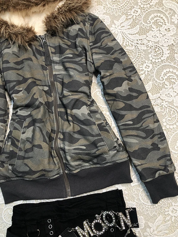 เสื้อฮู้ดลายพราง BaoYao รุ่นดั้งเดิม สำหรับผู้หญิง ฤดูหนาว 2024 สไตล์อเมริกันย้อนยุคสุดฮิต กันลม ทรงยาว