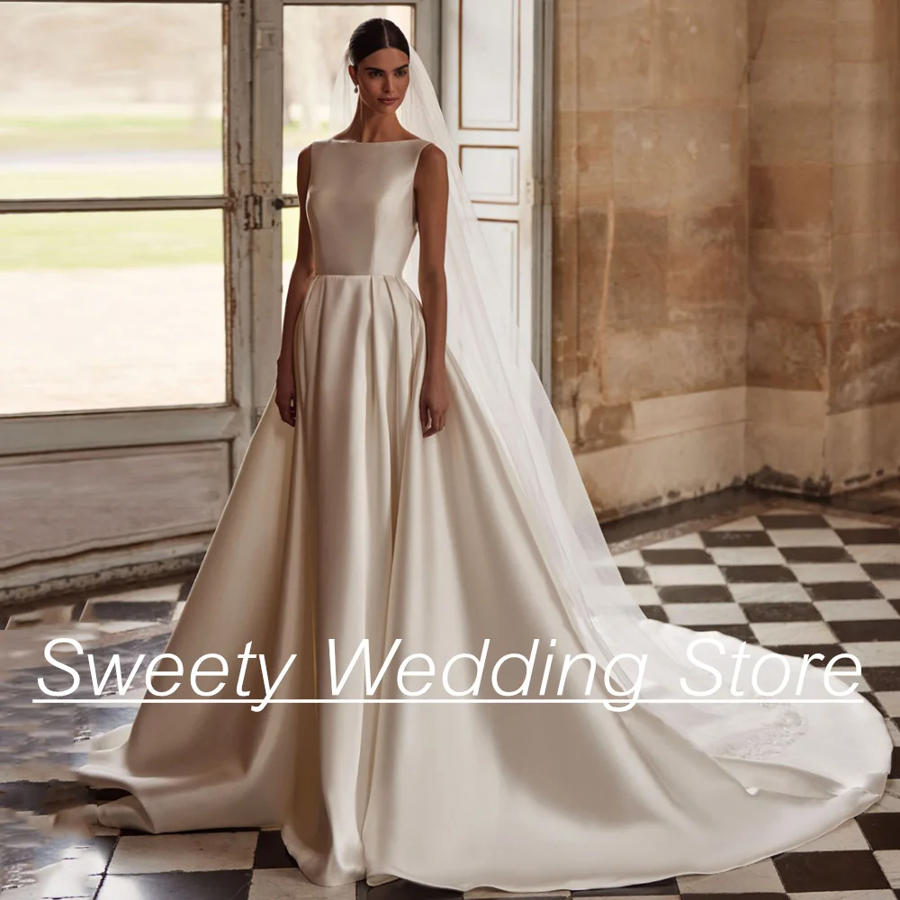 

Charming Wedding Dress Vestido De Noiva Sleeveless Scoop Neck Court Train Illusion Back Buttons A Line Satin Bridal Gown Pocket