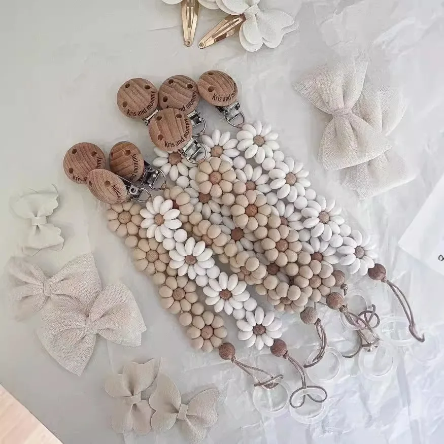 

Baby Pacifier Clip Flower Soothing Clip Handmade Silicone Pacifier Clip Essential Teething Toy for Newborns