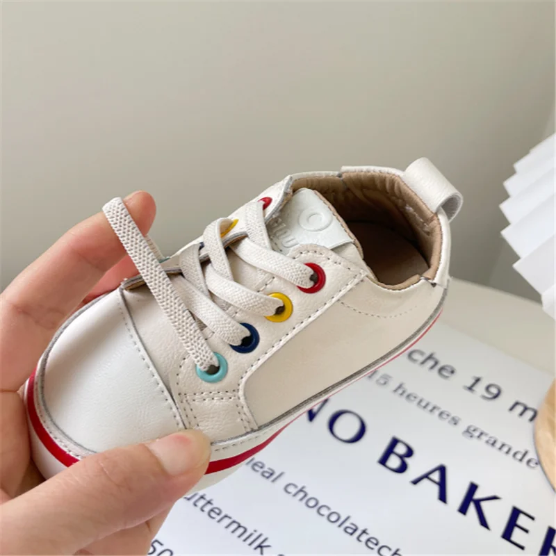 2024 New Spring/Autumn Baby Shoes Leather Toddler Boys Barefoot Shoe Soft Sole Girls Outdoor Tennis Fashion Little Kids Sneakers