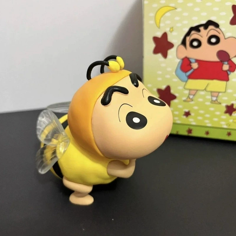 النحل تلوين شينشان الشكل نحل العسل شينشان لطيف سطح المكتب زخرفة العصرية دمية سيارة ديكور مهرجان هدية لعبة