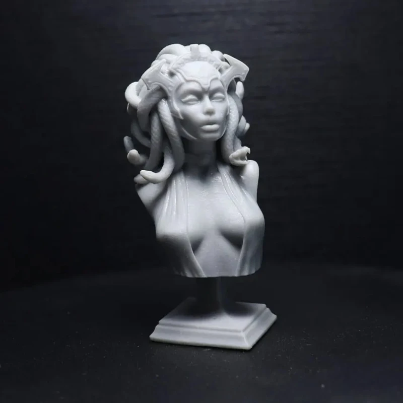 60mm Resin Model Kits Medusa Figurine Bust Unpainted No Color RW-138B