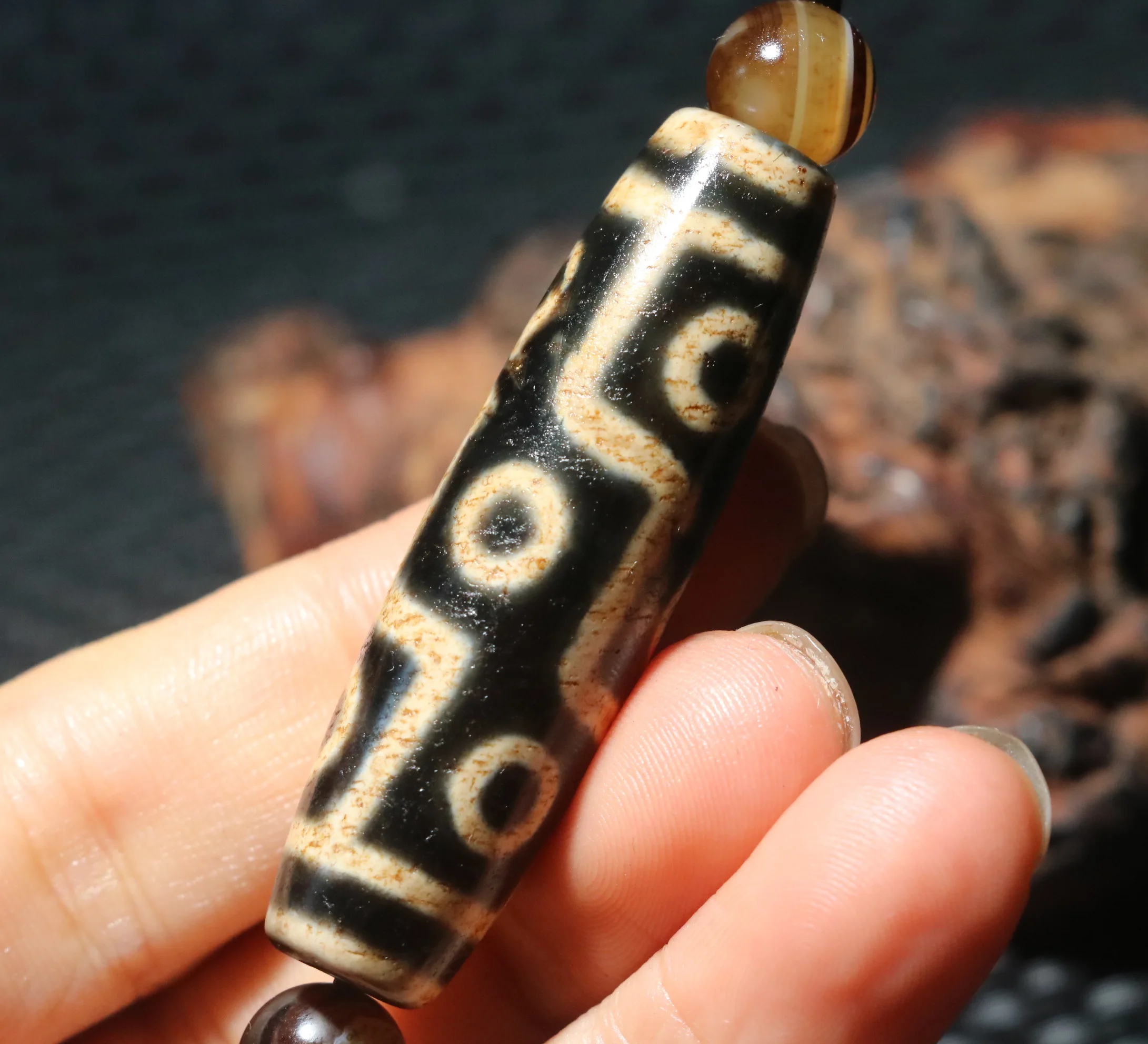

UPD0514A2 Power Energy Tibetan Old Agate Rare Fold Line 9 Eyed Big Master Speaker Shape Hole dZi Bead Gem Amulet Jewelry