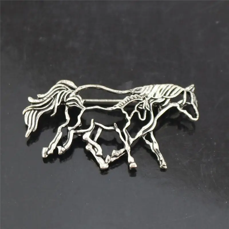 Charming Antique Silver Horse Brooch, Minimalist Badge for Modern Suit Fashion