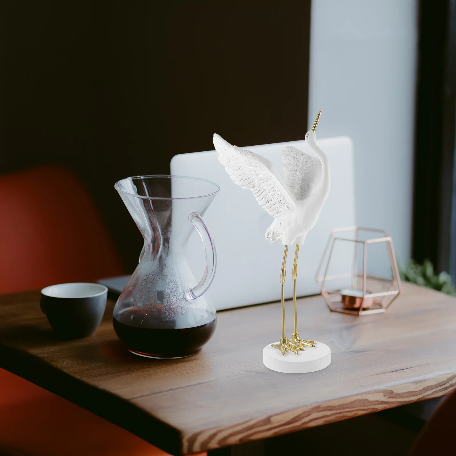 

1Pcs Crane Ornament Resin Decor for Home Office Study Room Elegant Modern Light Luxury Desktop Decoration Vivid Crane Resin