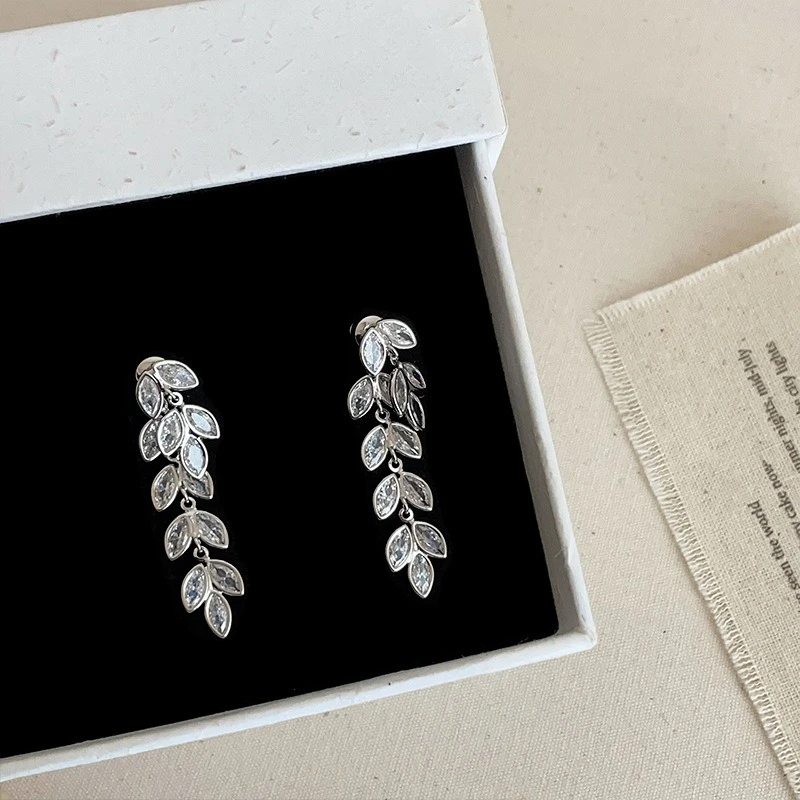 

Vintage Zircon Leaf Tassel Earrings for Women Luxury 925 Silver Needle Long Drop Earrings Party Jewelry Accessories