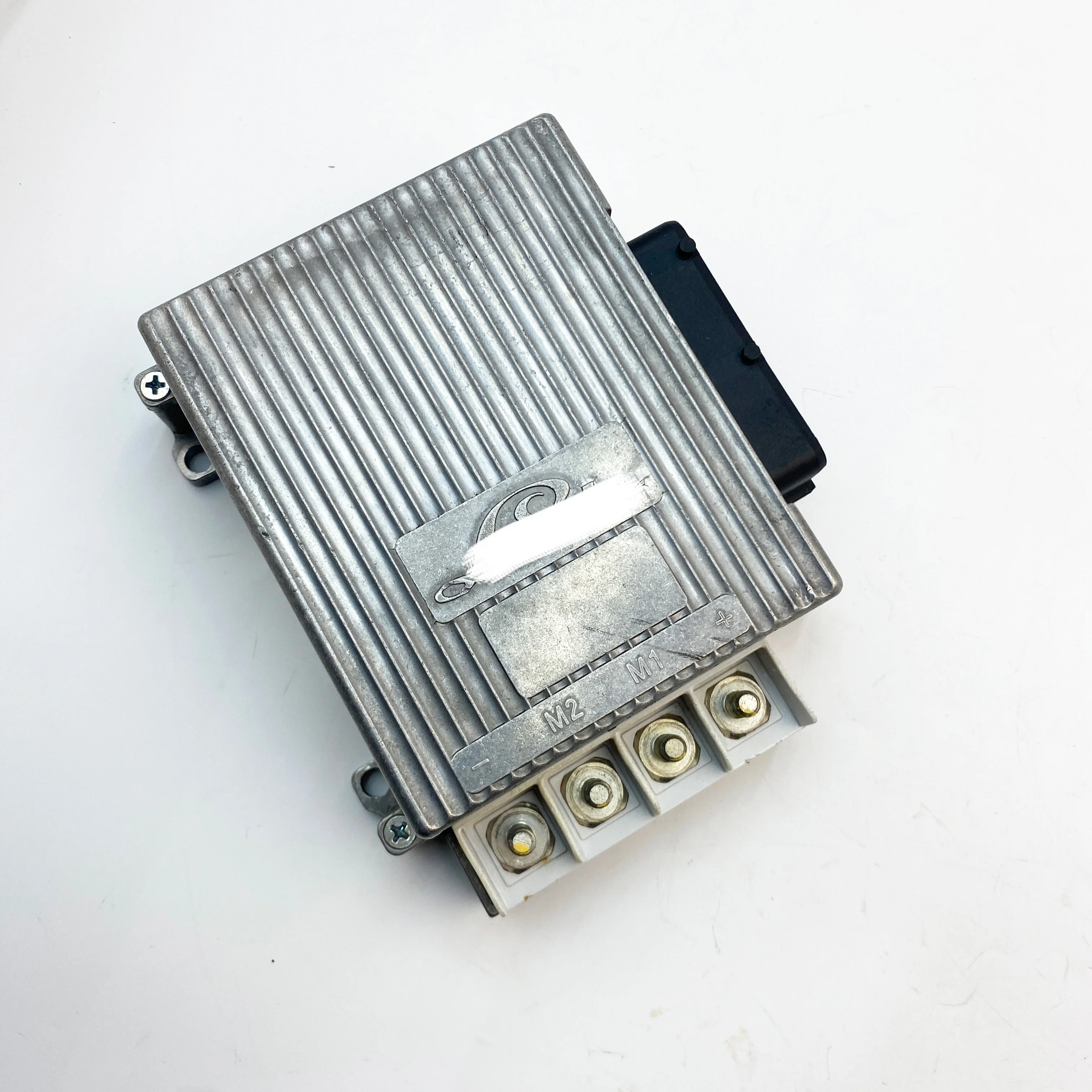 

Steering Controller 3903608405, Suitable for Linde Forklift Spare Parts and Replacement Parts