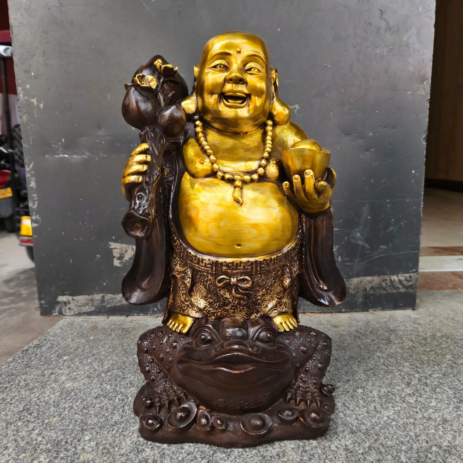 

17"Tibetan Temple Collection Old Bronze Gilded Cinnabar Yuanbao Peach Maitreya Buddha Amitabha Golden Toad Terrace Worship Hall