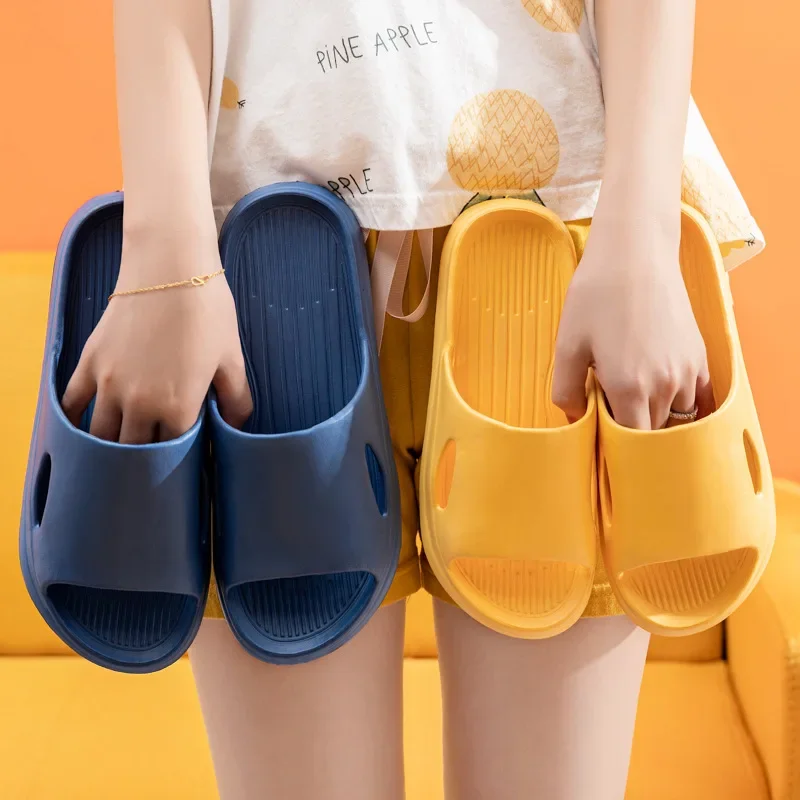 New Home Slippers Women Summer Anti Slip Fecal Feeling Home Sandals Slippers For Couples Bathroom Slippers