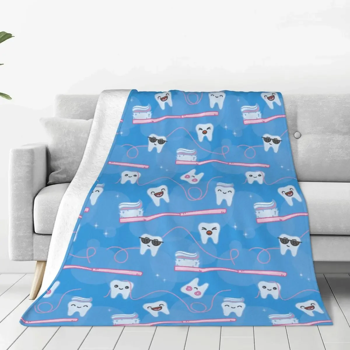 

Teeth And Toothbrush Cartoon Blankets Flannel Spring Autumn Portable Super Soft Throw Blanket for Bed Outdoor Bedspread