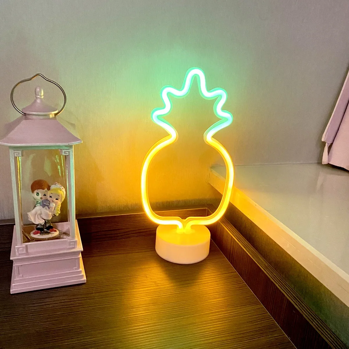 Ananas LED Neon Sign Lamp USB/Battery Power Lamp Desktop Ambient Light per camera da letto Table Home Wedding Christmas Decoration