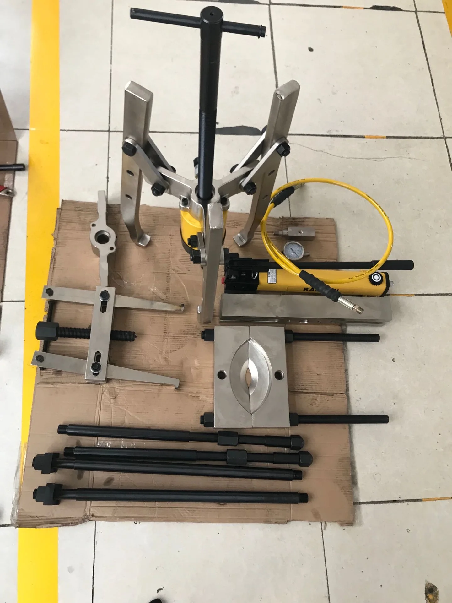 Гидравлический съемник Set Master 30 тонн серии BHP