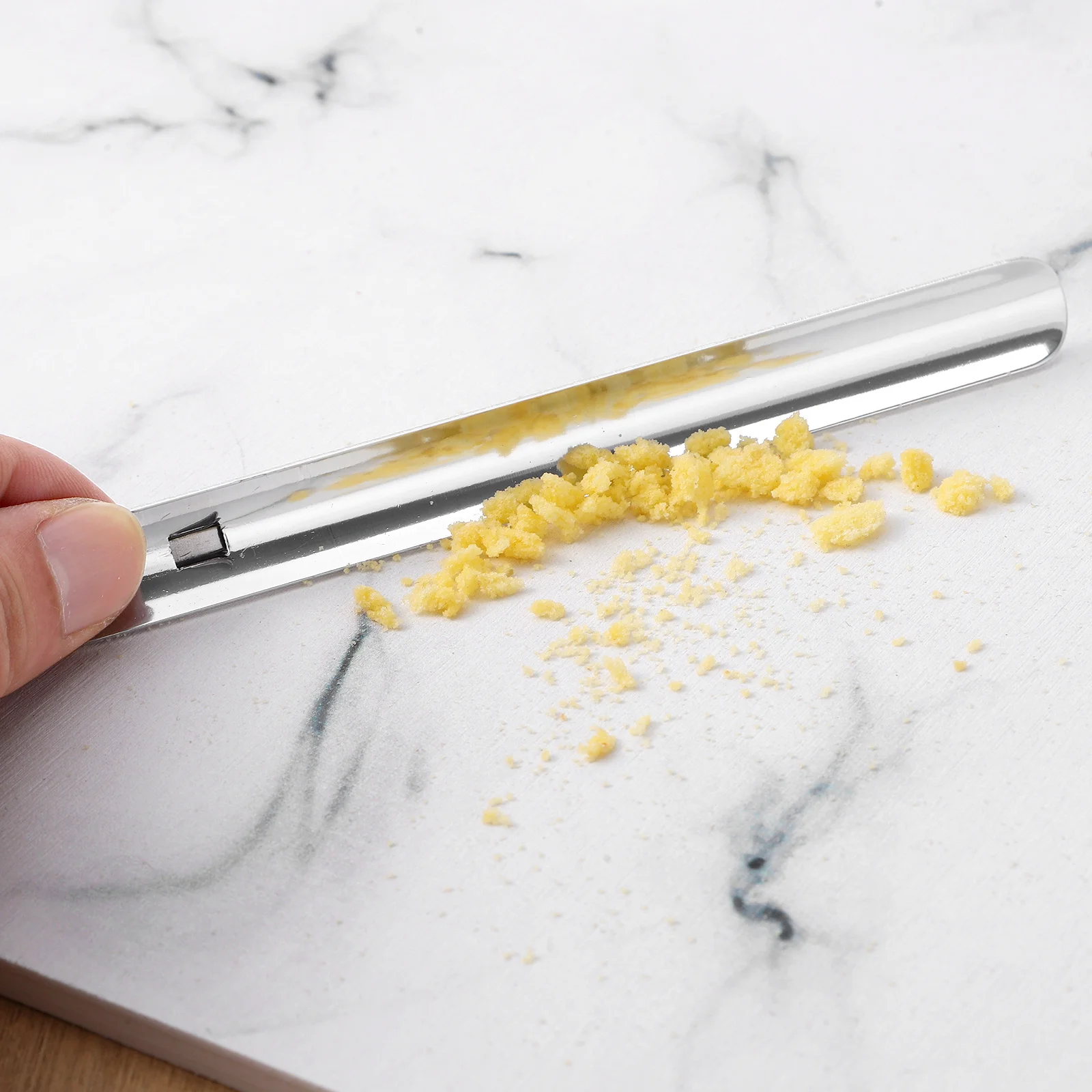 

5Pcs Stainless Steel Crumb Sweeper Robust Compact Bread Crumb Cleaner Essential for Restaurant Kitchen Counters