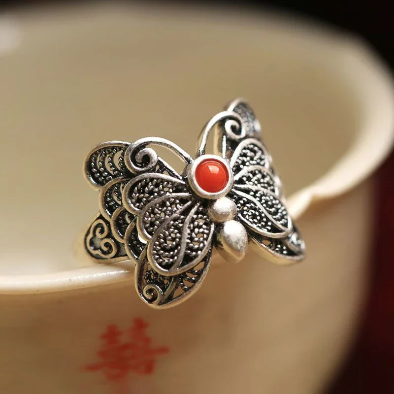 Silver Butterfly Rings for Women Vintage Southern Red Tourmaline Exquisite Engagement Ring Pastoral Style Banquet Jewelry Gift