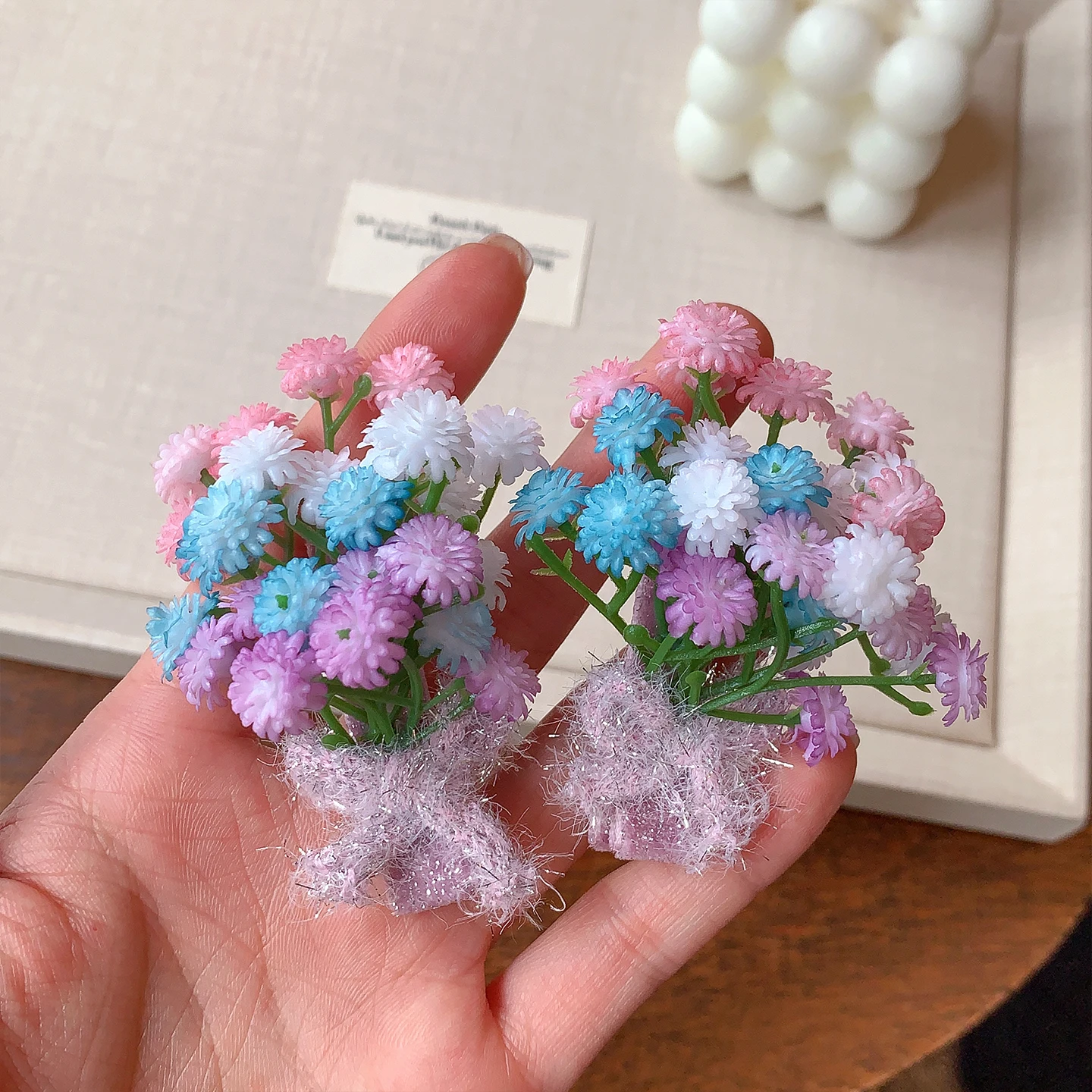 Künstliche Gypsophila-Blume Entenschnabel-Haarspange Glitzer-Netzschleife Makronenfarben Waldstil Mädchen-Seitenpony-Haarspange Kinder Flora – Detail 4