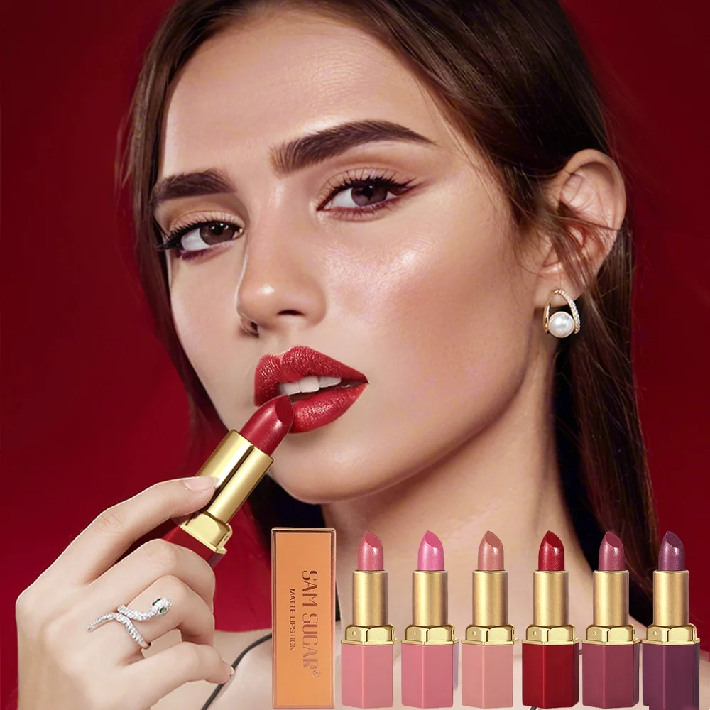 ลิปบาล์มมินิมอลทุกวัน ใช้งานง่าย ให้ความเรียบเนียนยาวนาน จูซี่ลิปส์