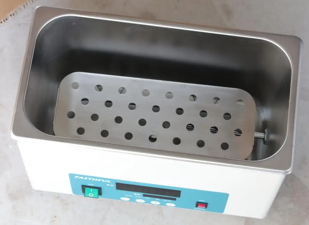 Banho de Água Termostático WB-18-6 com 2 Fileiras e 6 Furos