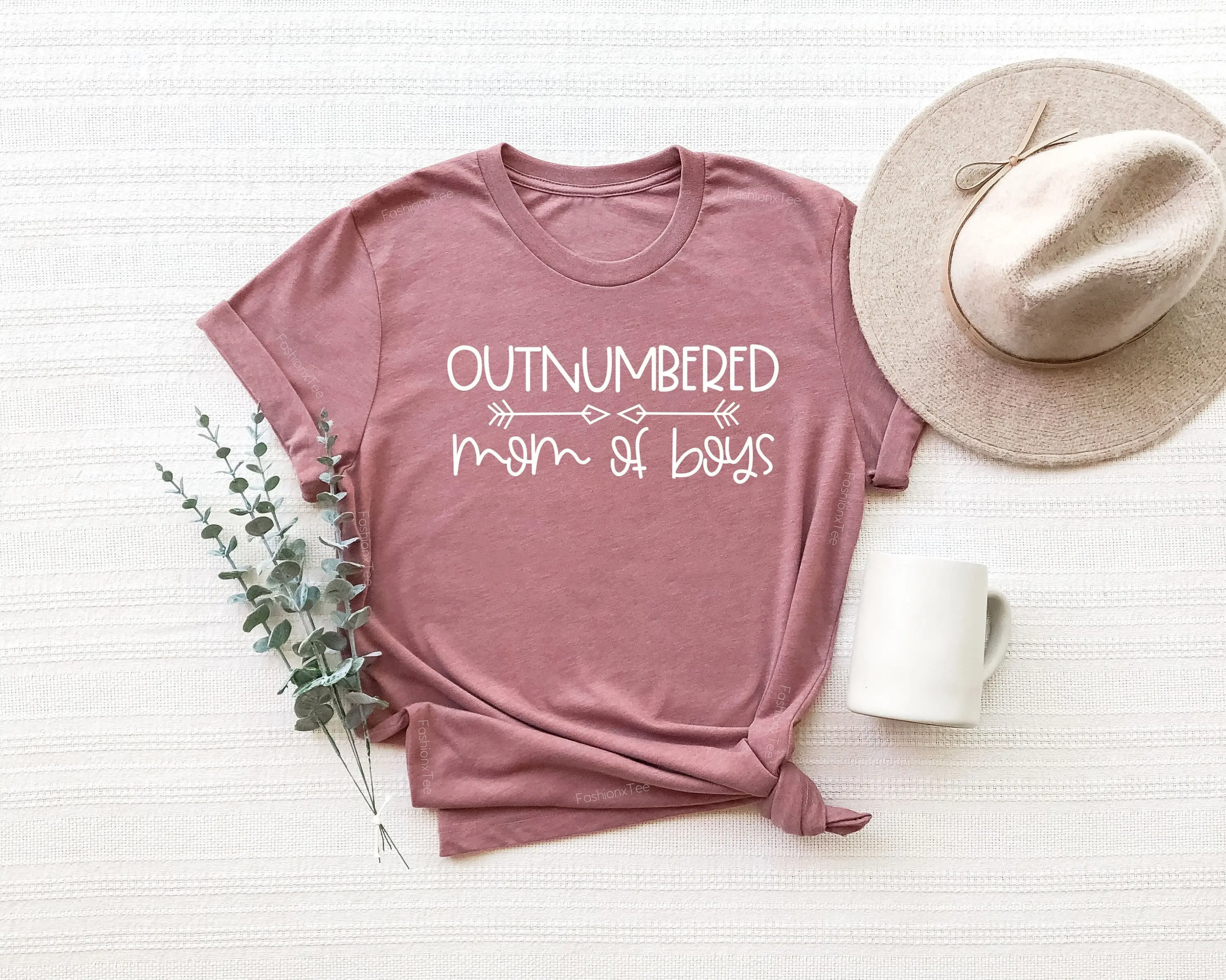 Outnumbered Mama Of Boys Womens T Shirt Funny Mother'S Day Gift S For Mother Mommy Christmas